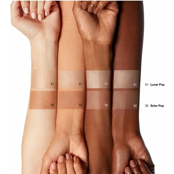 🦋 Clinique Powder Pop Flower Bronzer in Solar Pop - Picture 4 of 8